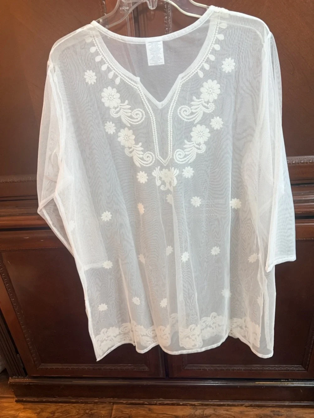 Boho NWOT Embroidered off white Sheer V-Neck Cover-Up | One Size Gorgeous piece